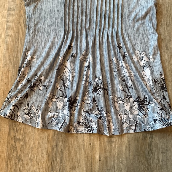 Summer tank top from Amazon - Picture 4 of 7